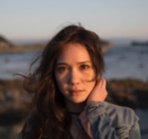 ジラソーレの外国語ナレーター